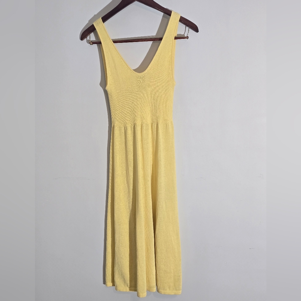 GAP Linen-Blend Scoop Back Midi Dress